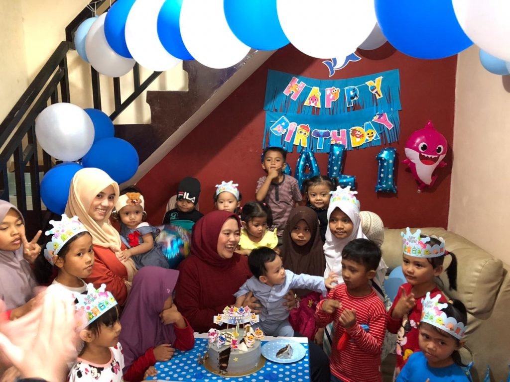biaya ulang tahun